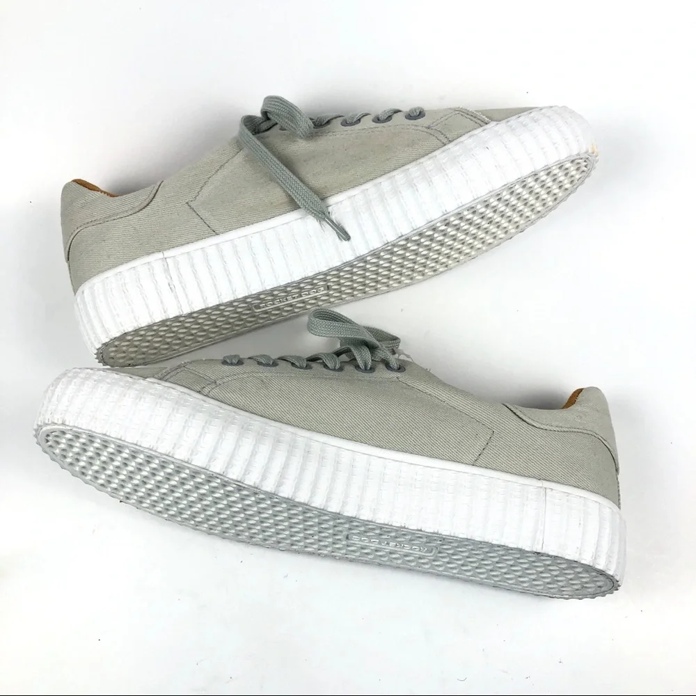 Rocket Dog Womens Size 11 Khaki Canvas Low Top Sneakers